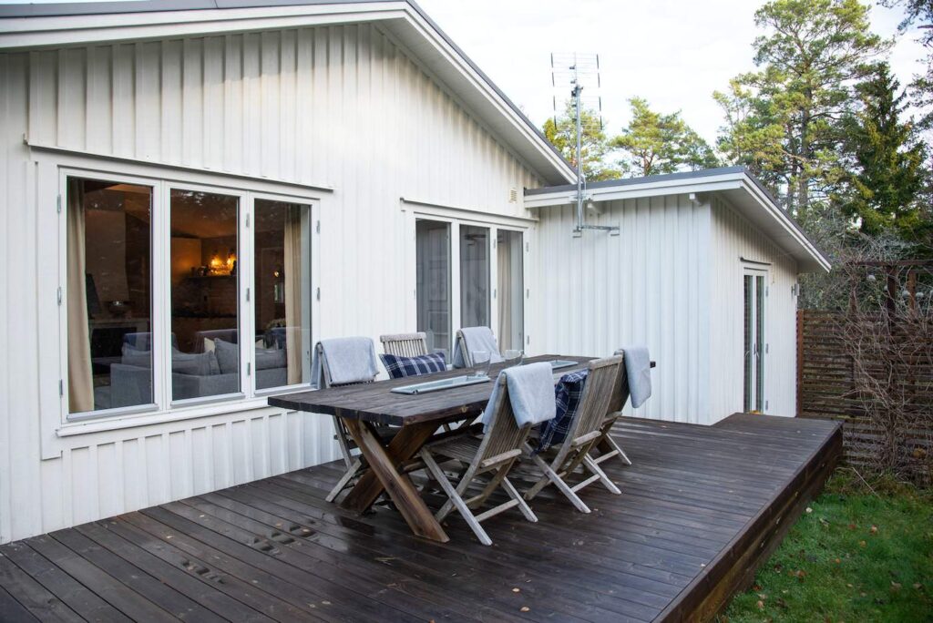 Takbyte Plåttak Förråd. Tyresö Nyfors